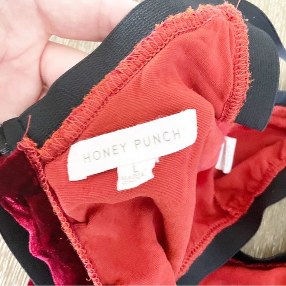 Honey Punch Red Velvet Crop Top Size Large - Picture 2 of 4